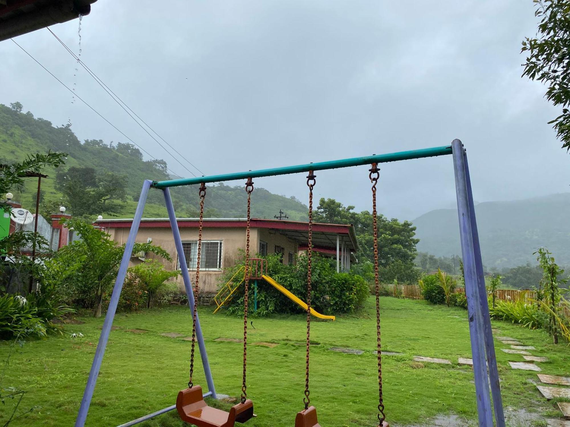 Swiss Lake Resort لافاسا المظهر الخارجي الصورة