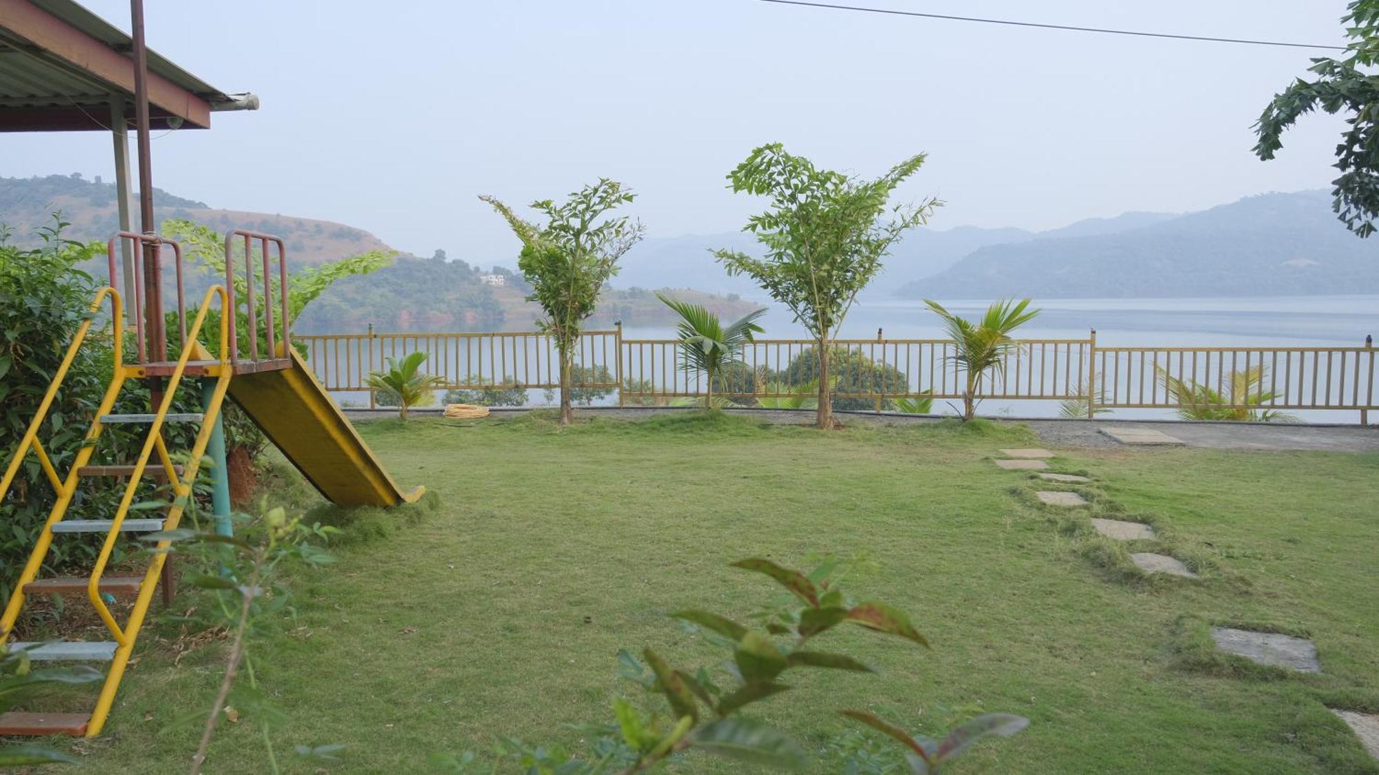 Swiss Lake Resort لافاسا المظهر الخارجي الصورة